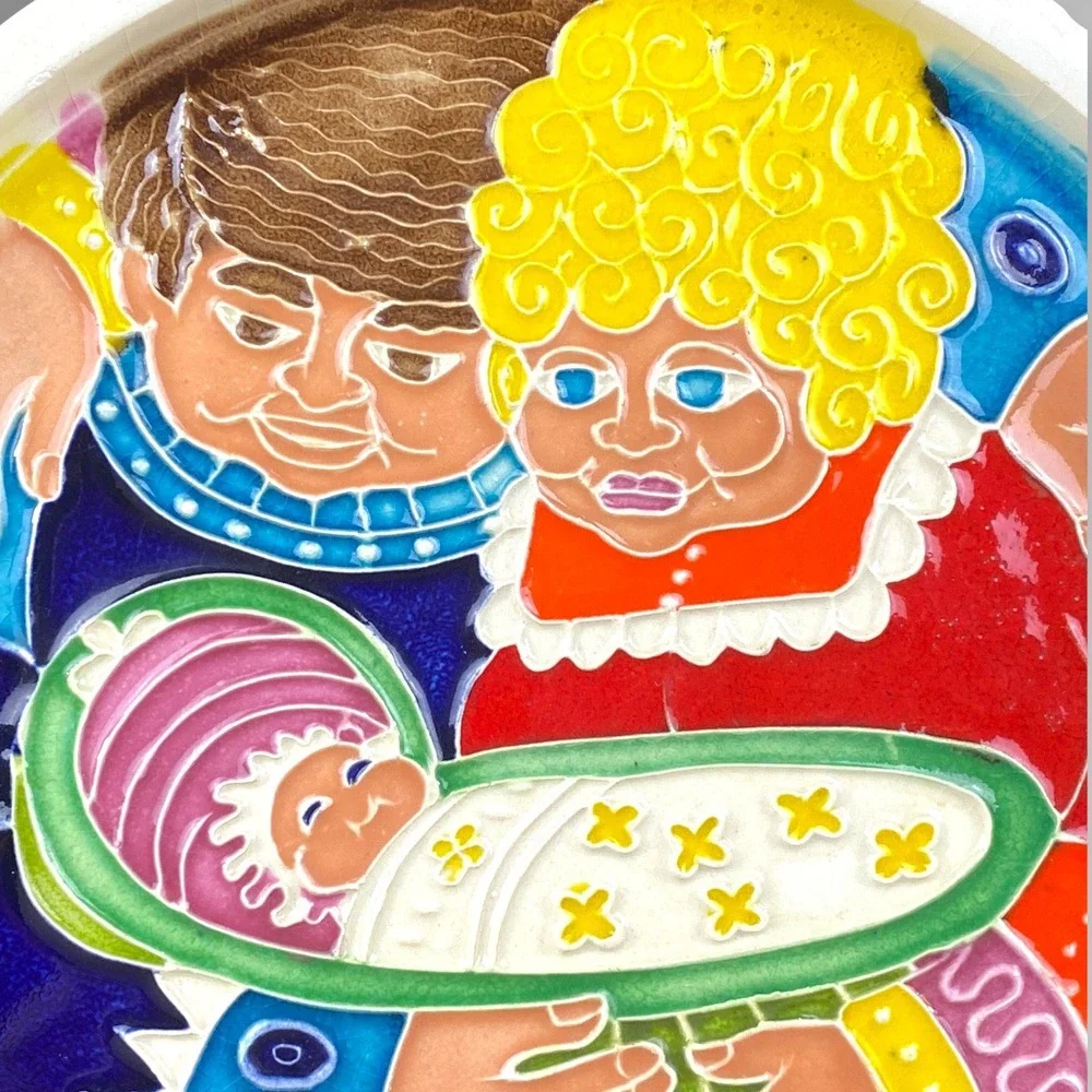Creazioni Luciano Italy Family Relief Wall‎ Plate Mother Father Baby 1970s